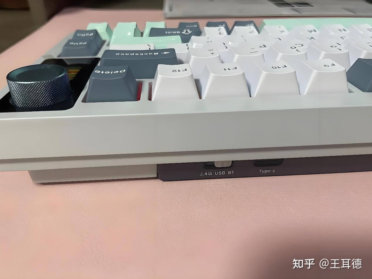 让人爱不释手，狼途LT75机械键盘深度测评！