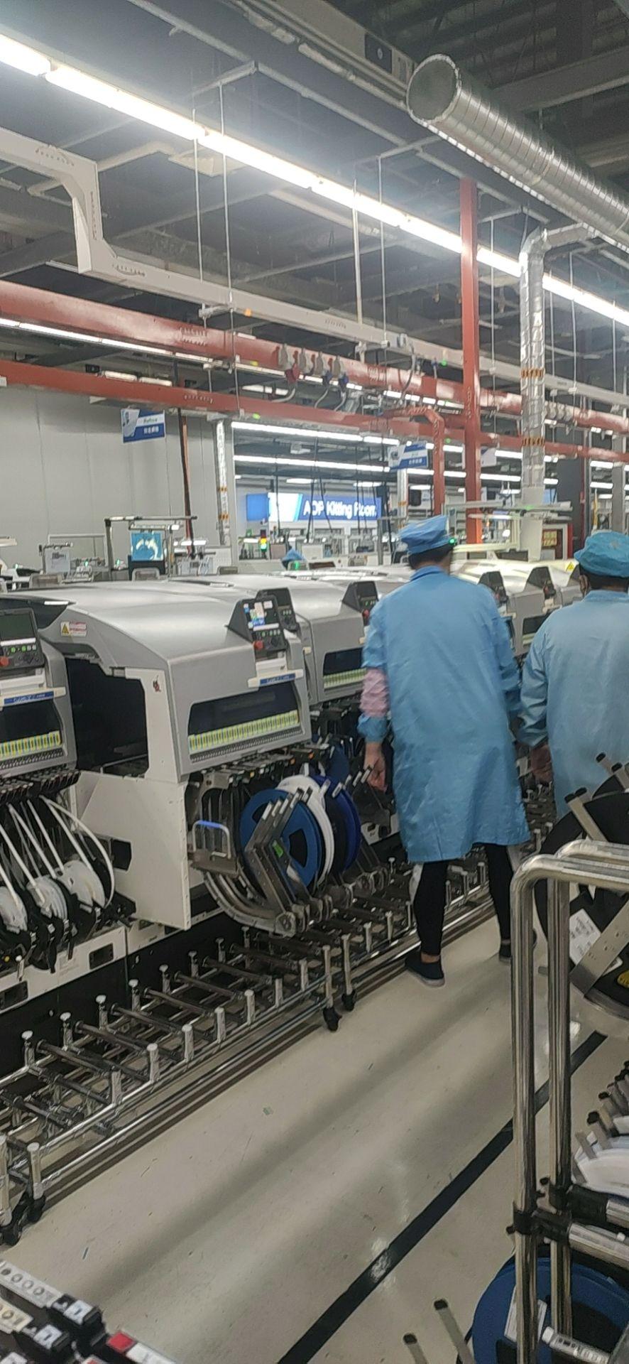 如何看待富士康工人每天在流水线上十几小时无休有人为了加班甚至请