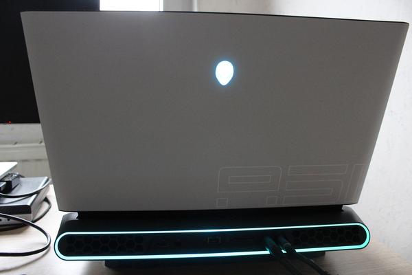 外星人旗舰笔记本电脑area-51m r2使用体验和优化技巧