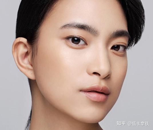 (2024年)高光推荐!盘点19款高光修容,教你如何get立体小v脸