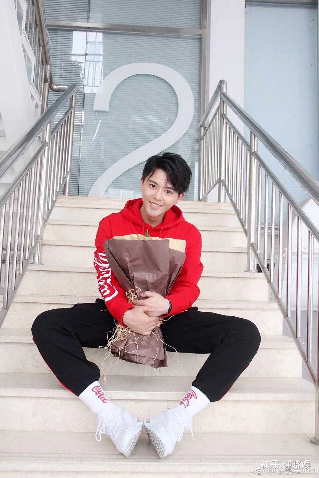 晓娱专访丨徐嘉苇朵喵喵20升级版完美诠释猫系少年