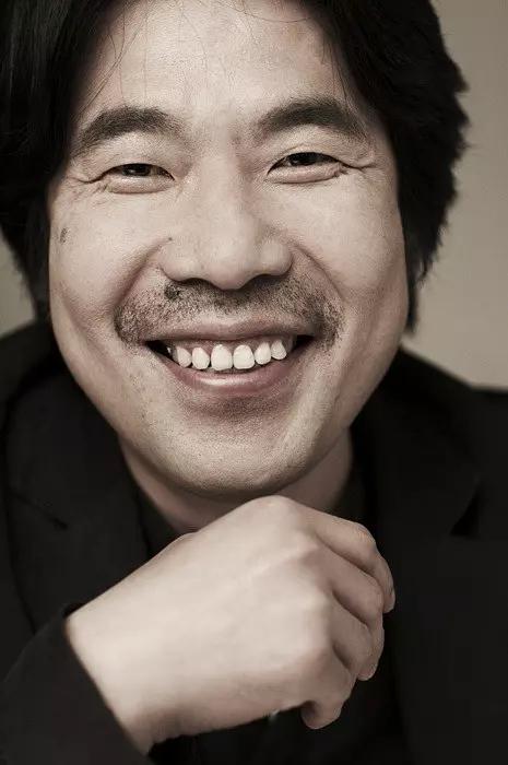 你心目中韩国实力派男演员都有哪些