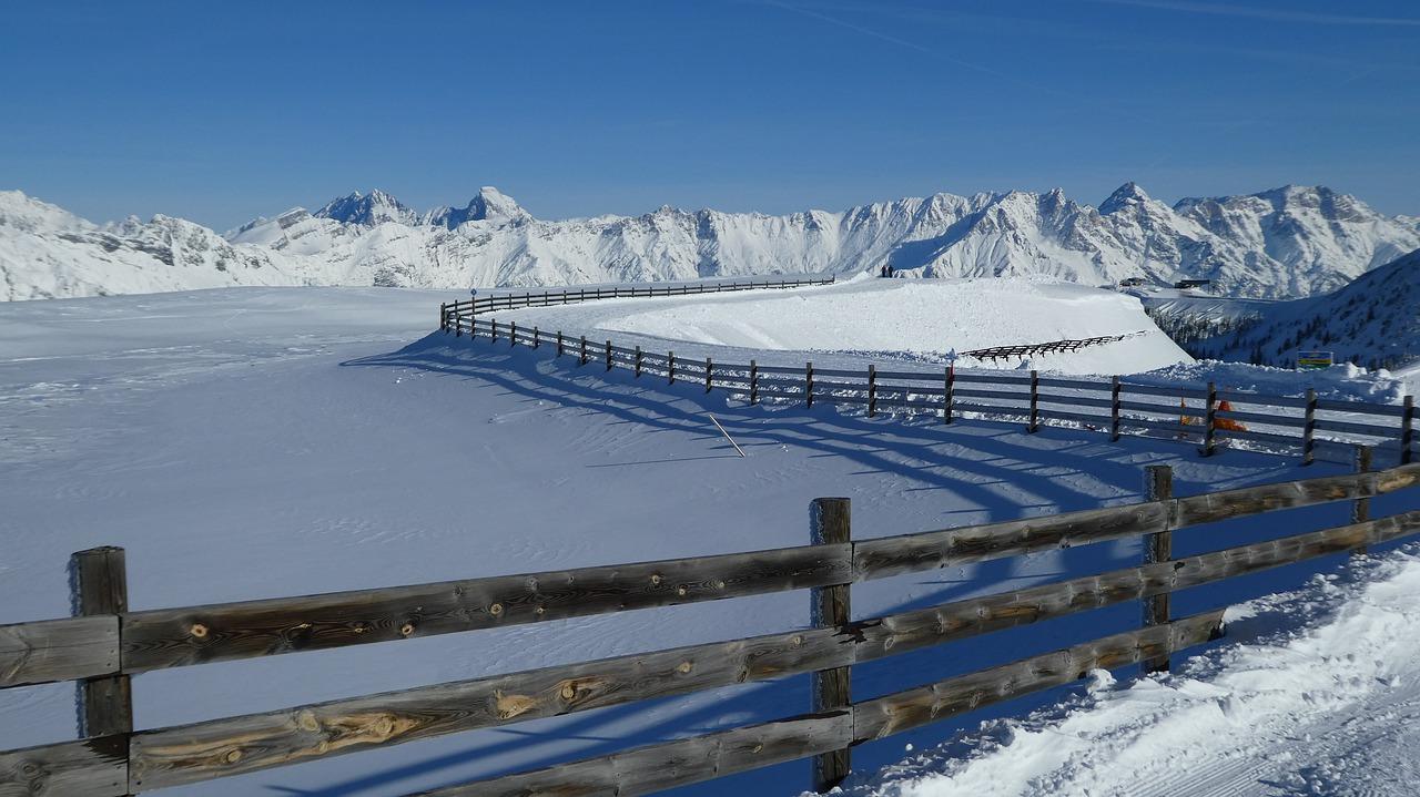 团泊湖暴跌为什么