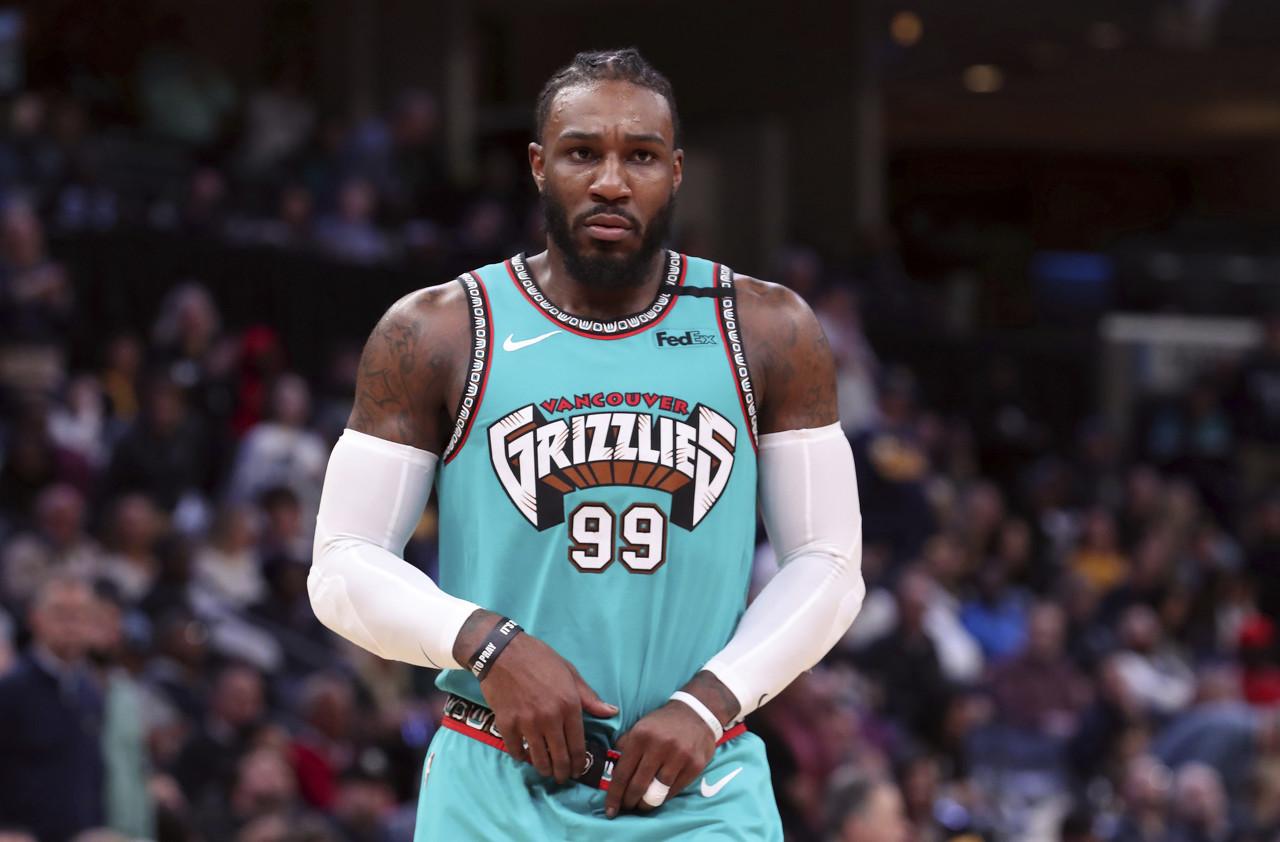 送走表现出色的克劳德换了个伤了大半赛季,最后也没融入球队的温斯洛