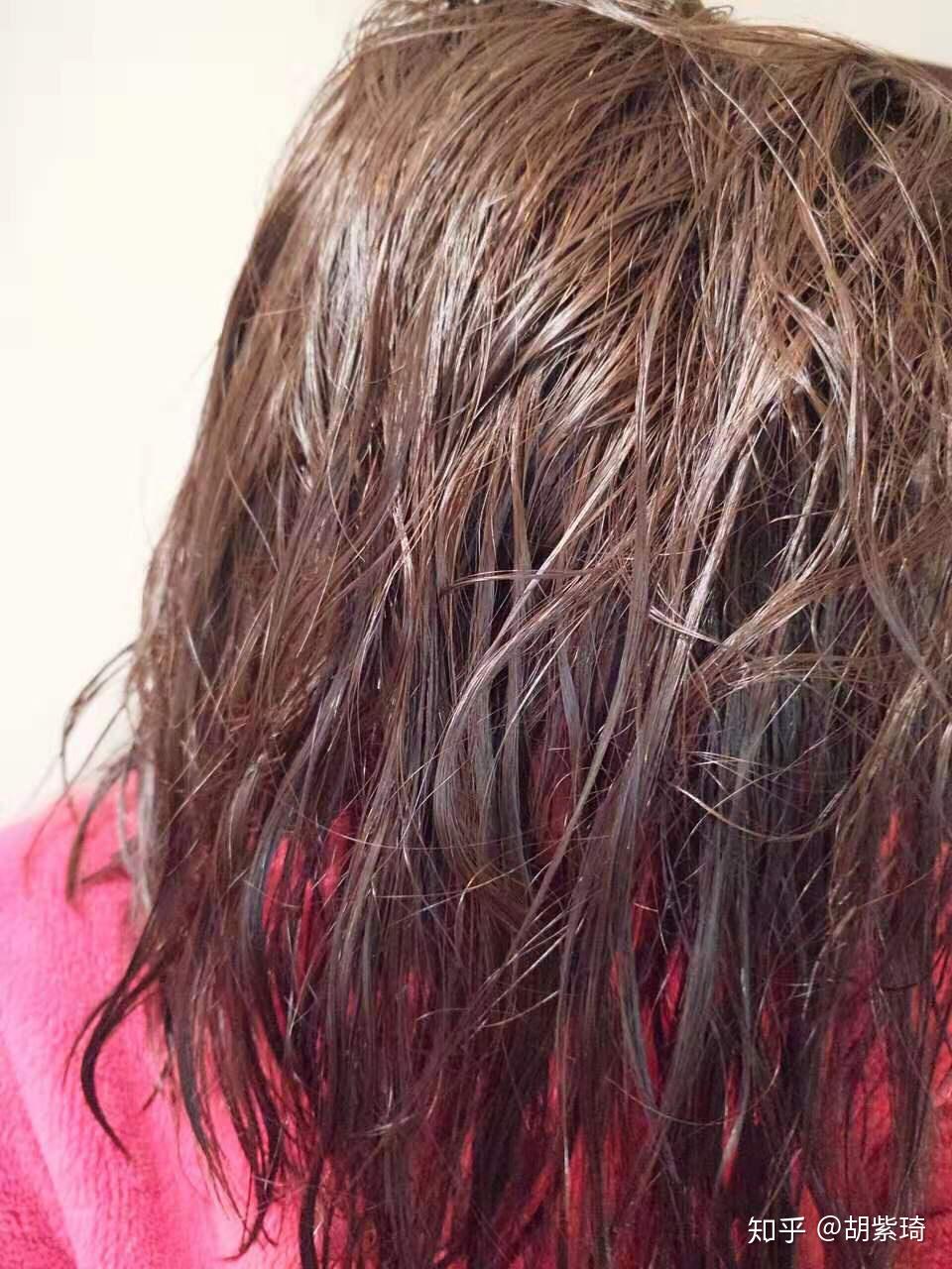 怎样使头发光亮 v2-2dbc73f19a53f5964896625449489d97_r.jpg