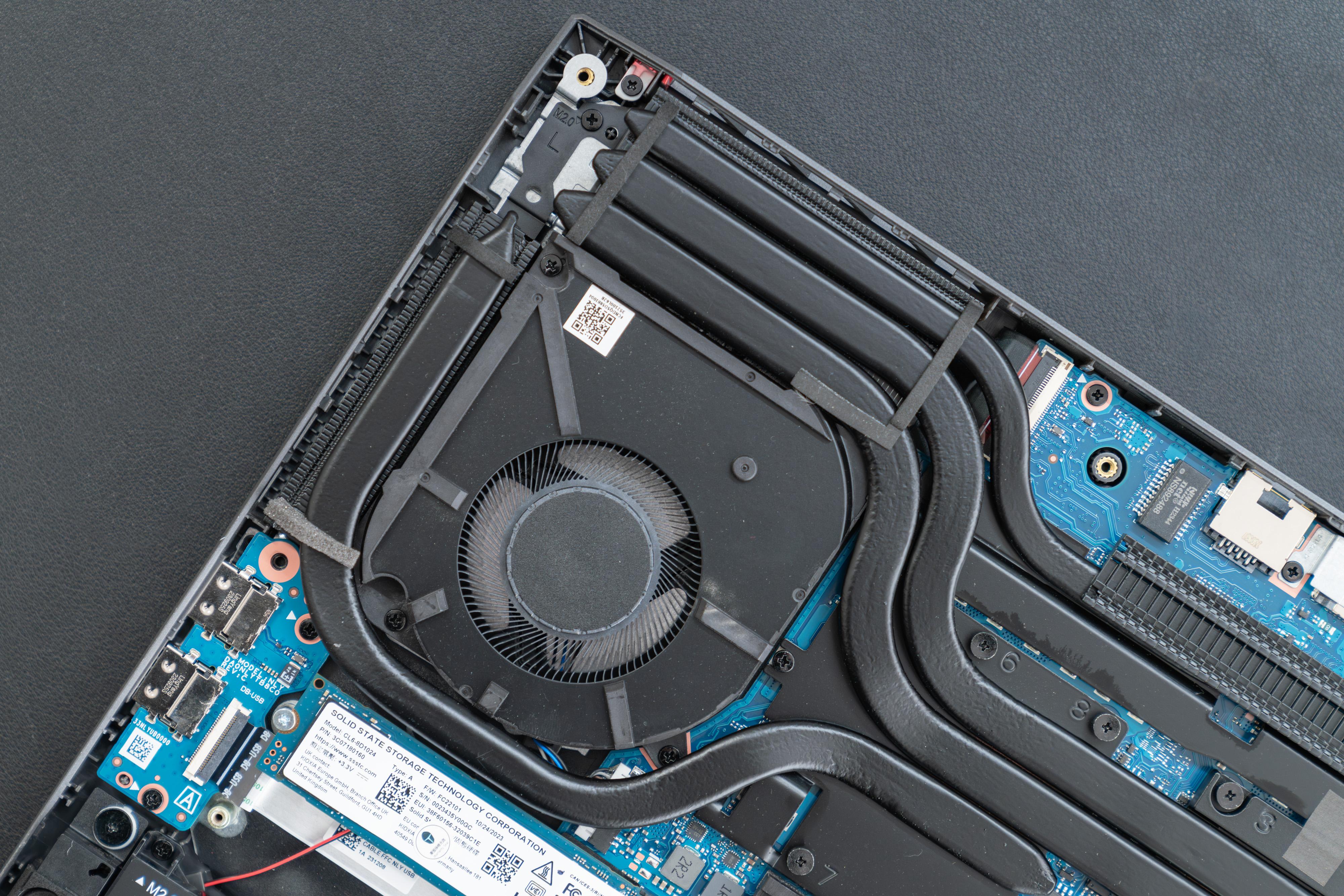 雷神猎刃16测评如何凭借三个风扇榨干13代i94060的极致性能