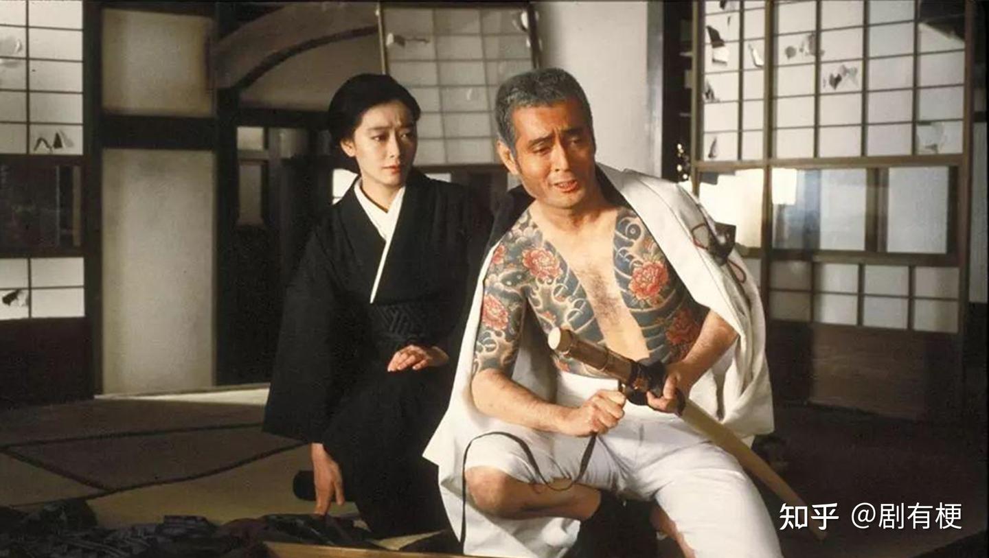 日本黑社会有多悲催？别被日剧给骗了，没有年轻人愿意干这行- 知乎