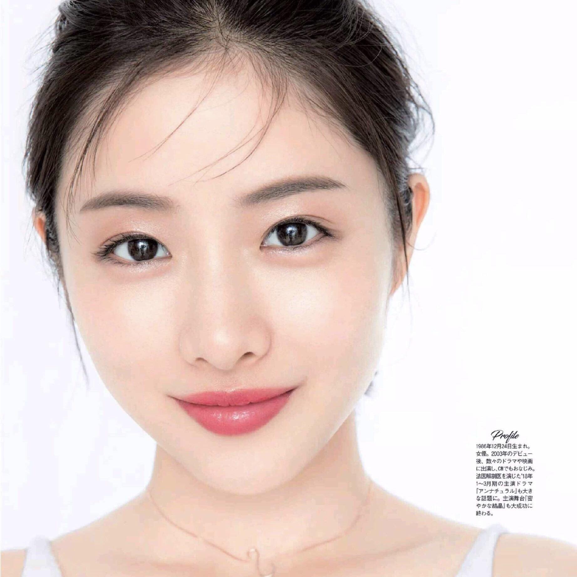 你们知道哪些化妆小技巧?_1合川化妆培训 新闻中心 22 你们知道哪些化妆小技巧?_1合川化妆培训 新闻中心 第22张 你们知道哪些化妆小技巧?_1合川化妆培训 新闻中心 第22张