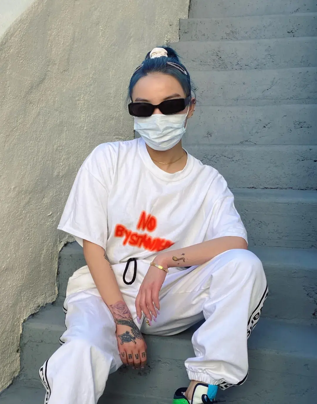 女rapper"胸前纹身"魅力十足!除了性感还有这些意义 - 知乎