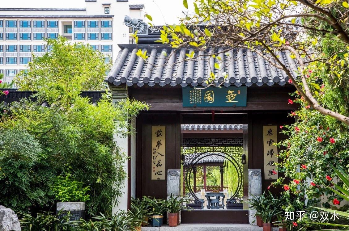 在一所风景特别美的学校读书是一种什么体验