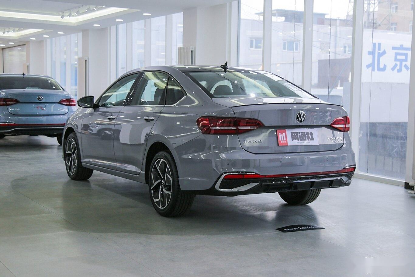 提供双前脸设计上汽大众新款朗逸售1209万元起