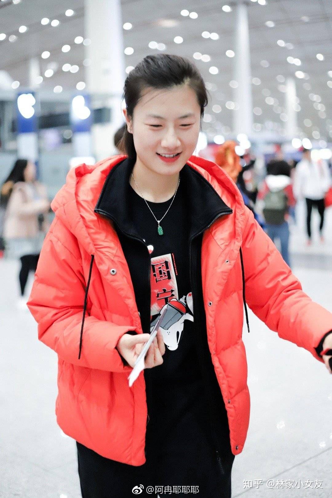 如何评价乒乓球运动员丁宁