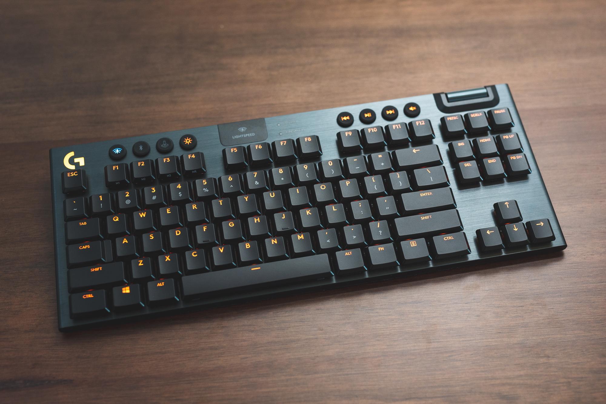 一把又贵又好用的无线机械键盘罗技g913tkl