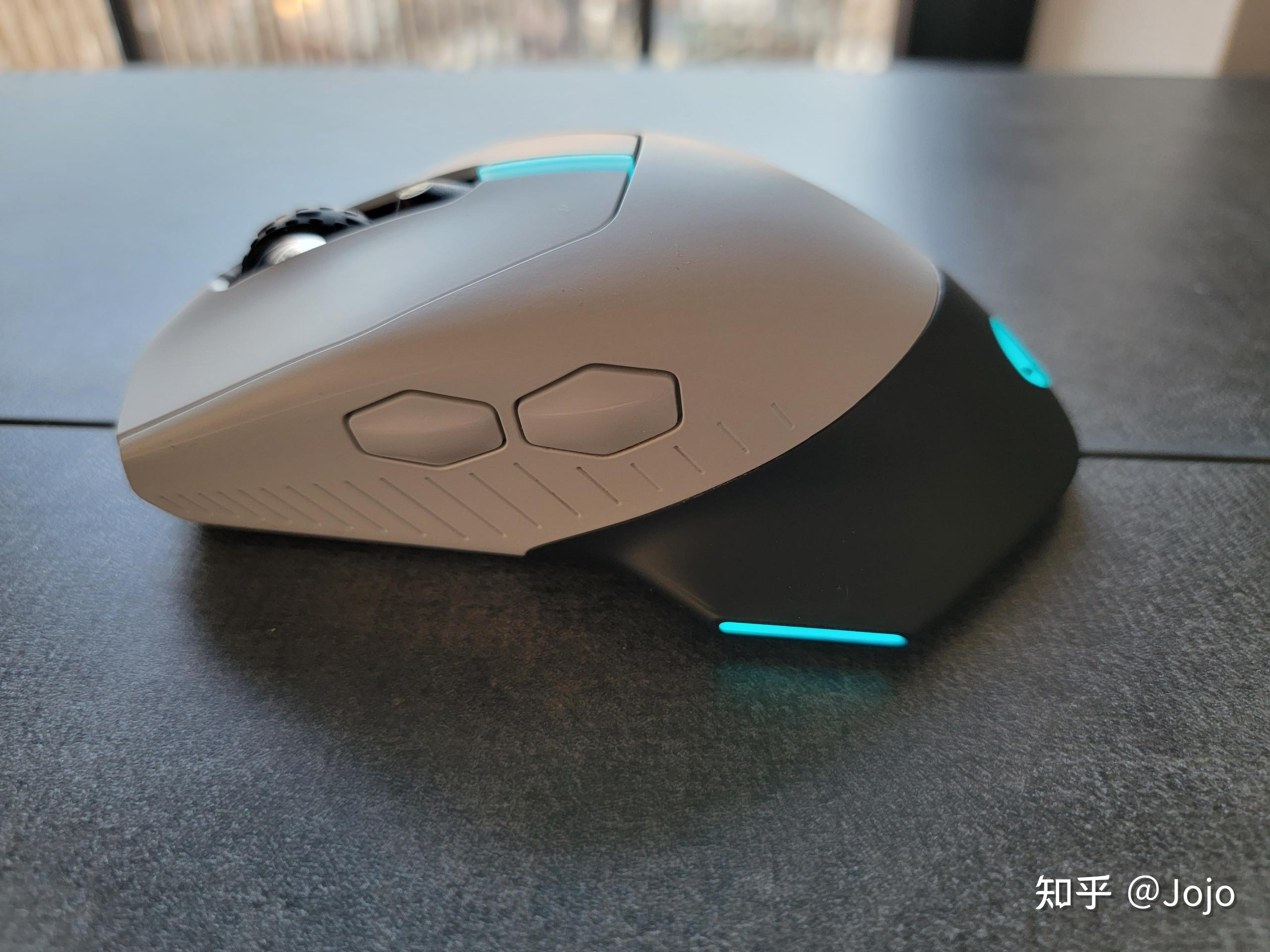 外星人aw610m和aw510m哪个性价比高