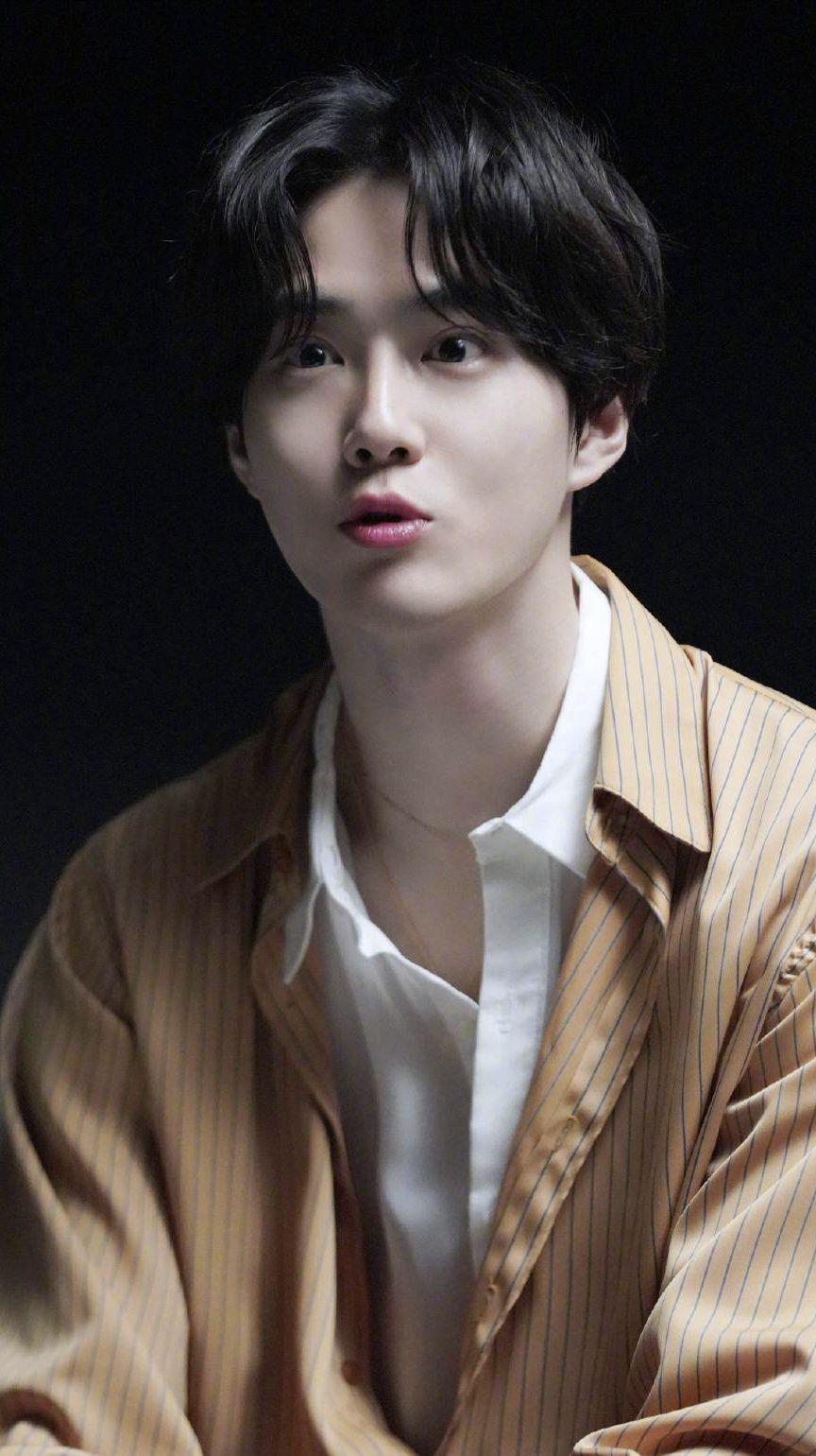 exo金俊勉——帅气队长来啦 - 知乎