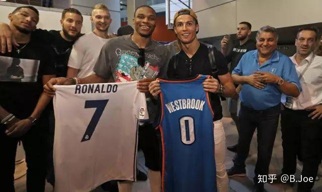 c罗和库里谁的身体素质更强