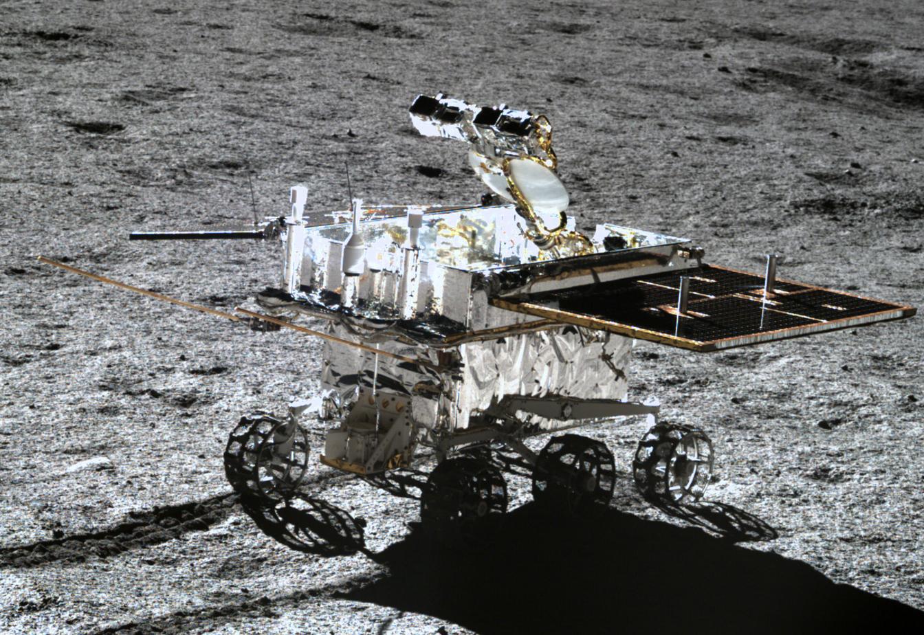 中法将在嫦娥六号上合作探月，合研带回的月壤！现正合造天文卫星|嫦娥六号|中法联合探月|天文观测卫星_新浪新闻