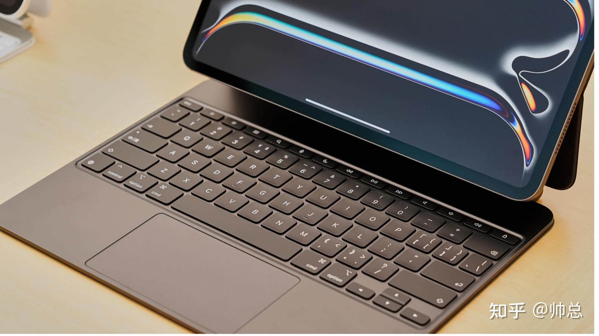 史上最薄苹果设备!现场实拍上手 2024 款 ipad pro,ipad air 系列新品