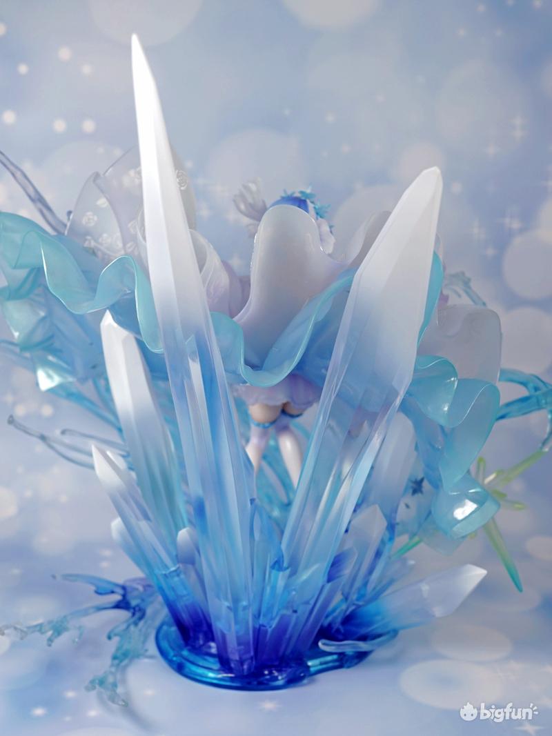 手办测评ssfre从零开始的异世界生活蕾姆水晶礼服ver