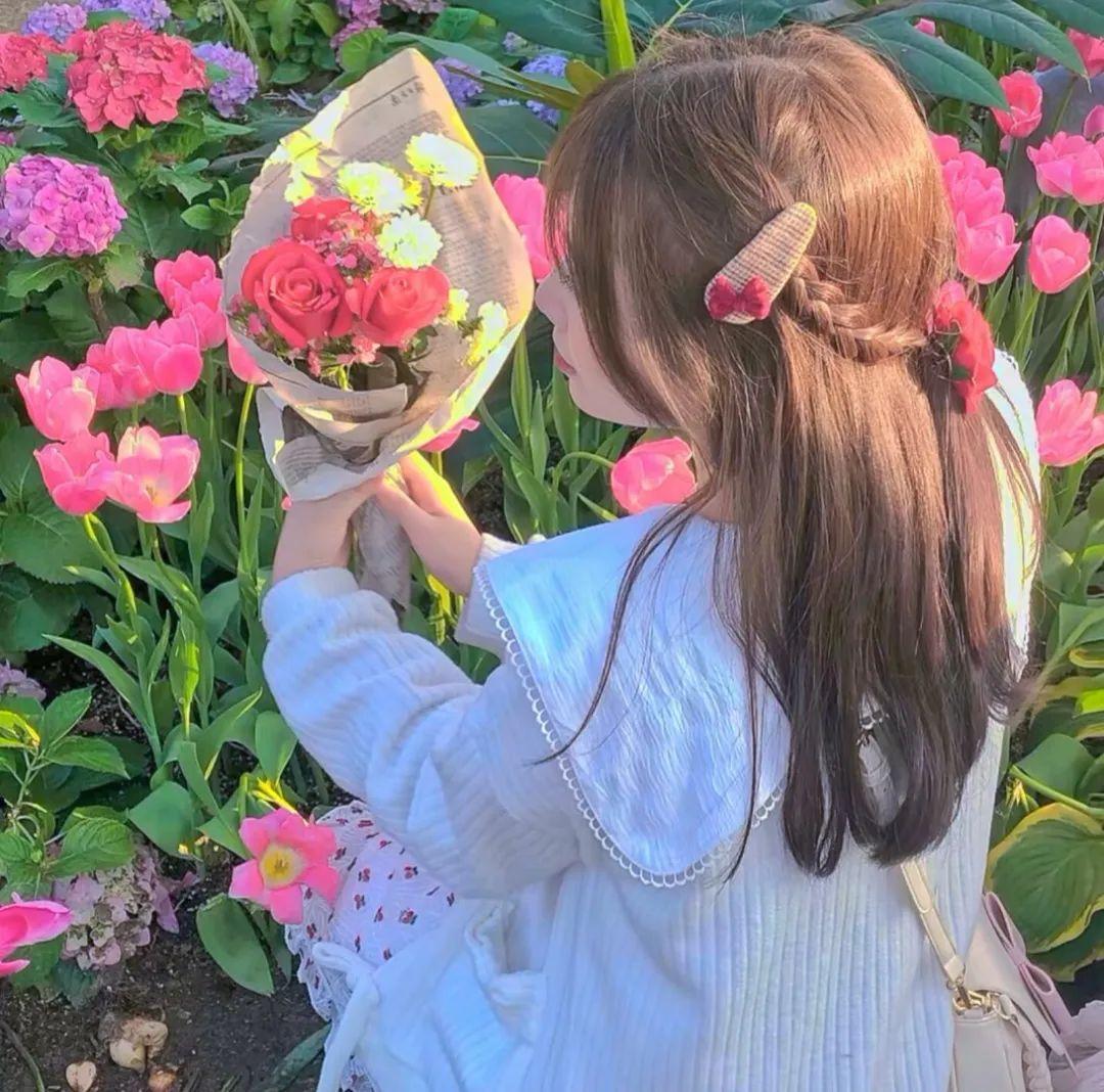 有哪些活泼可爱青春阳光的头像呀?