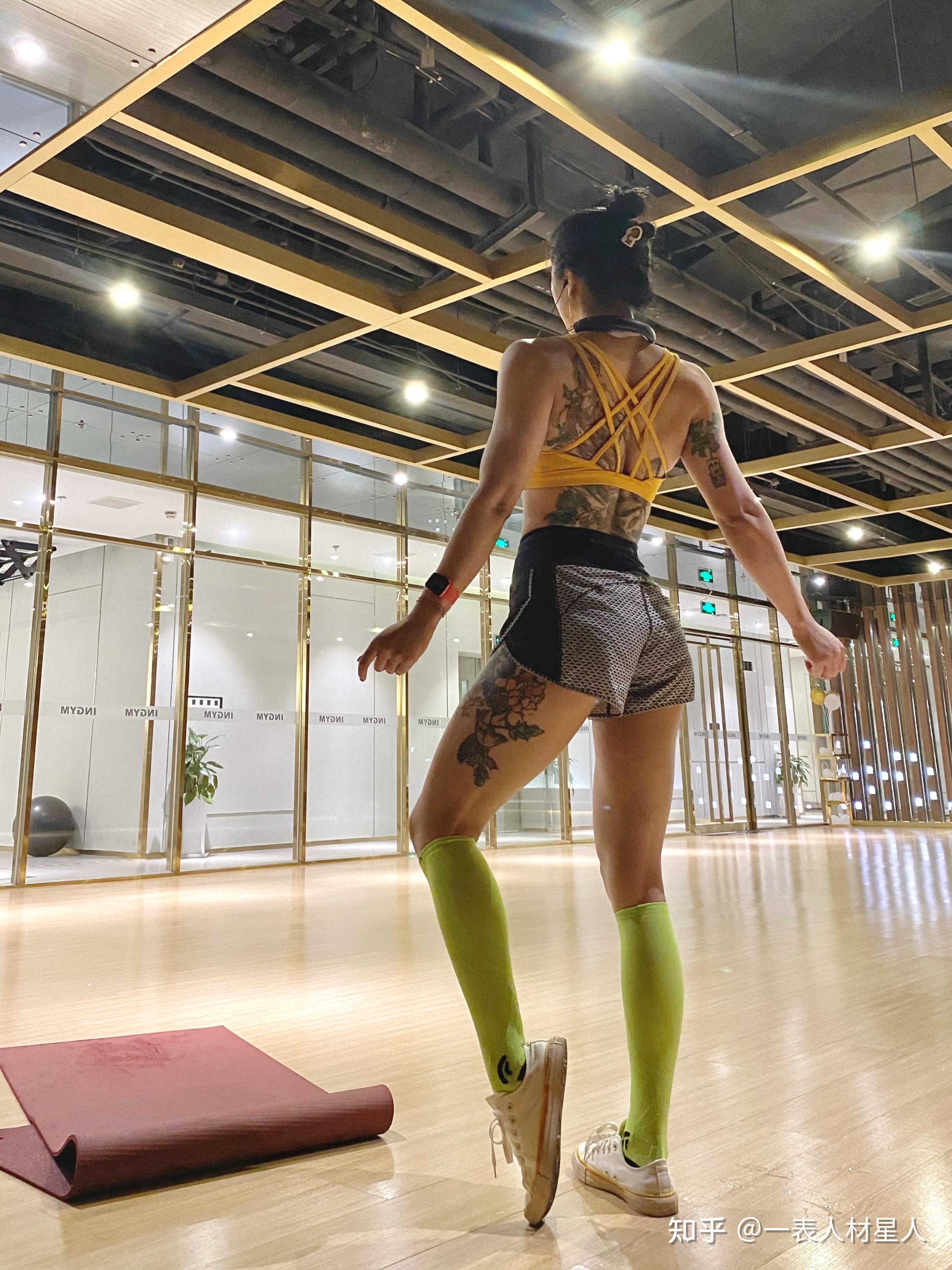 去健身房的女生只练腿吗