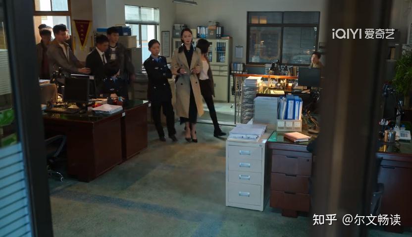 《狂飙》程程离开京海前，如果不接触李宏伟，高启强真的不会害她 - 知乎