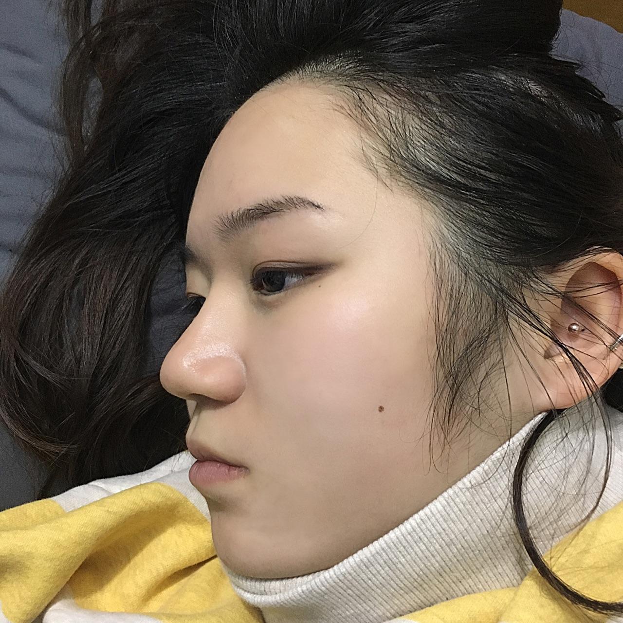 鼻子挺且好看是种什么体验?