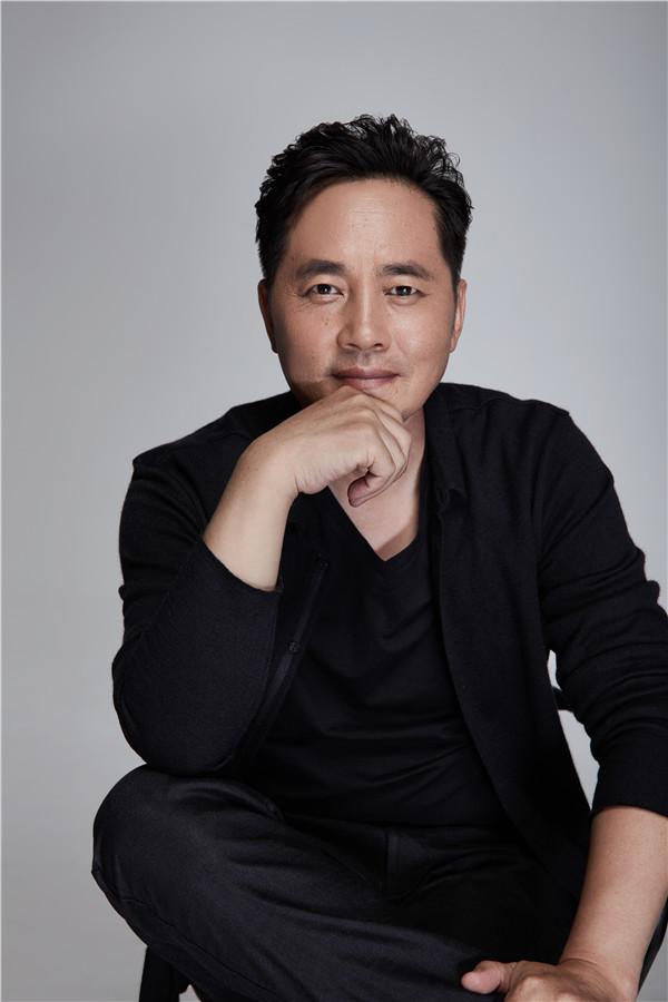 专访演员谭洋: 意料之中的"老干部",惊喜之外的"反差萌"