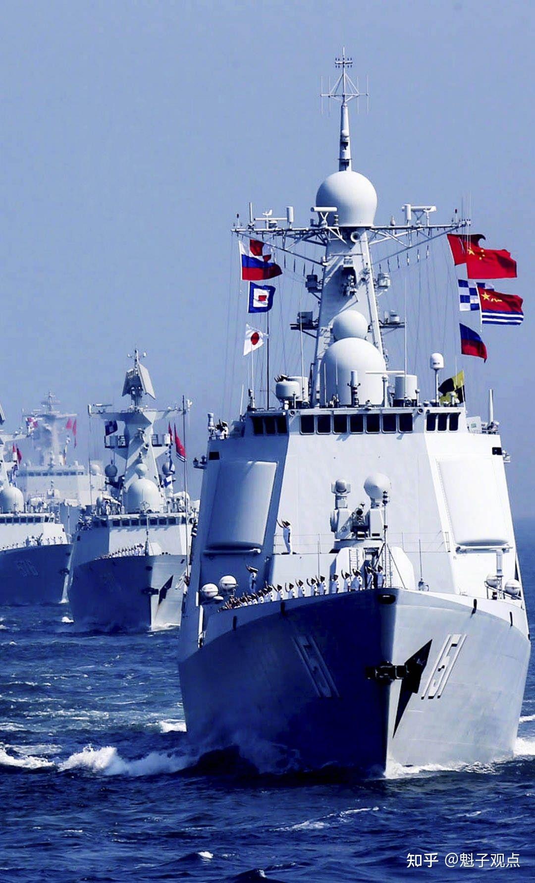 看看中国一艘055驱逐舰单挑美国一个航母舰队即可知道,新时代的海军