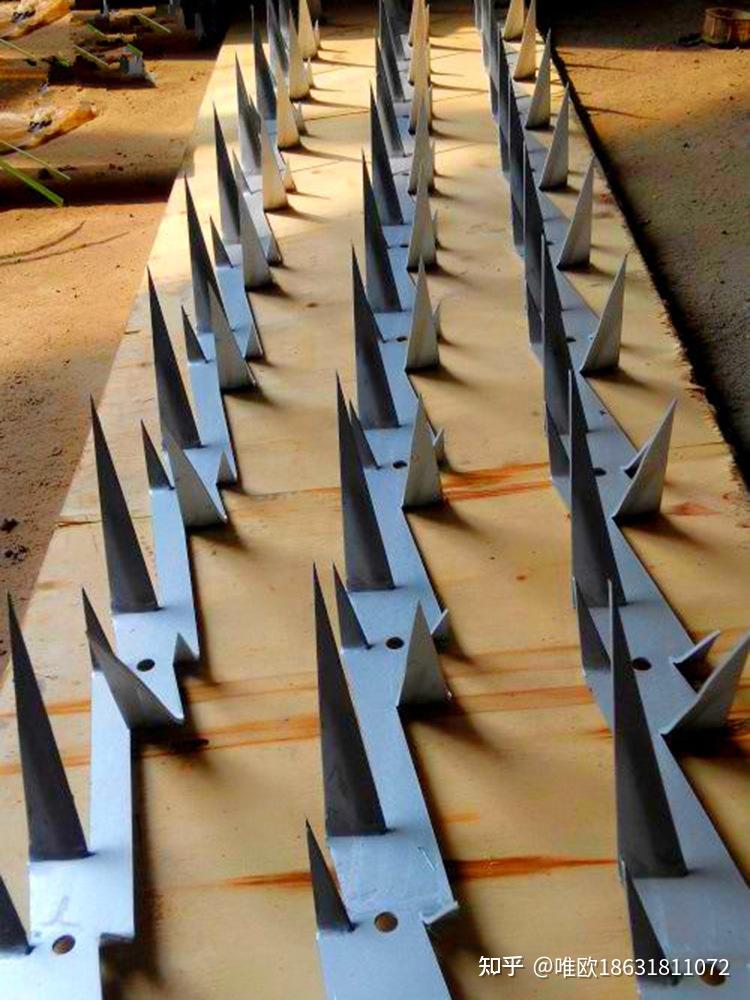 围墙防爬刺钉围墙倒刺