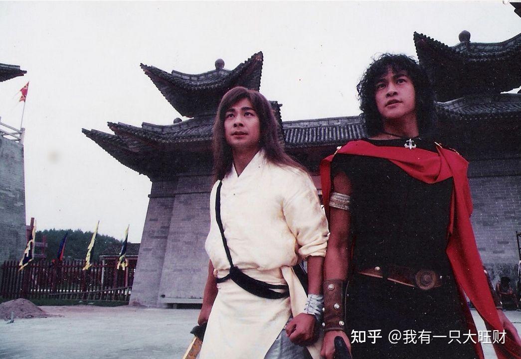 断浪的败在绝世好剑之下,励志少年终身死.