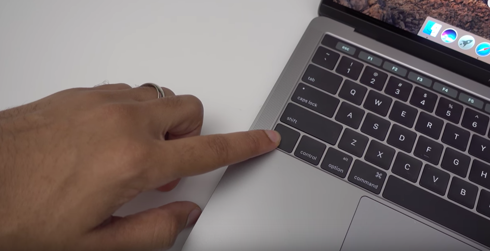 6个使用macbookprotouchbar的小技巧