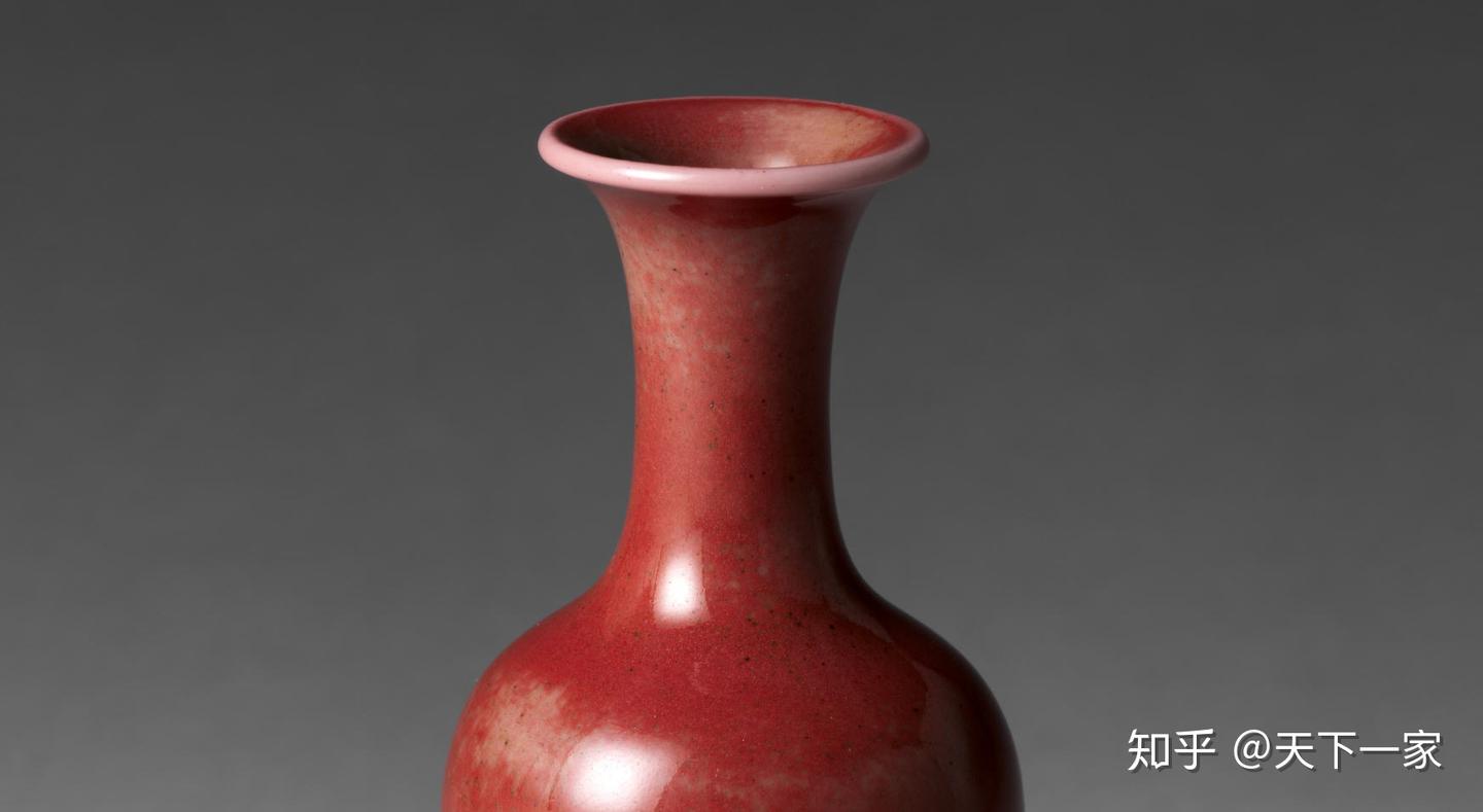 八満さん　中国　大清康熙年製　缸豆紅釉　柳葉瓶　V　R6646E A RARE COPPER-RED GLAZED MEIPING MARK AND PERIOD OF KANGXI