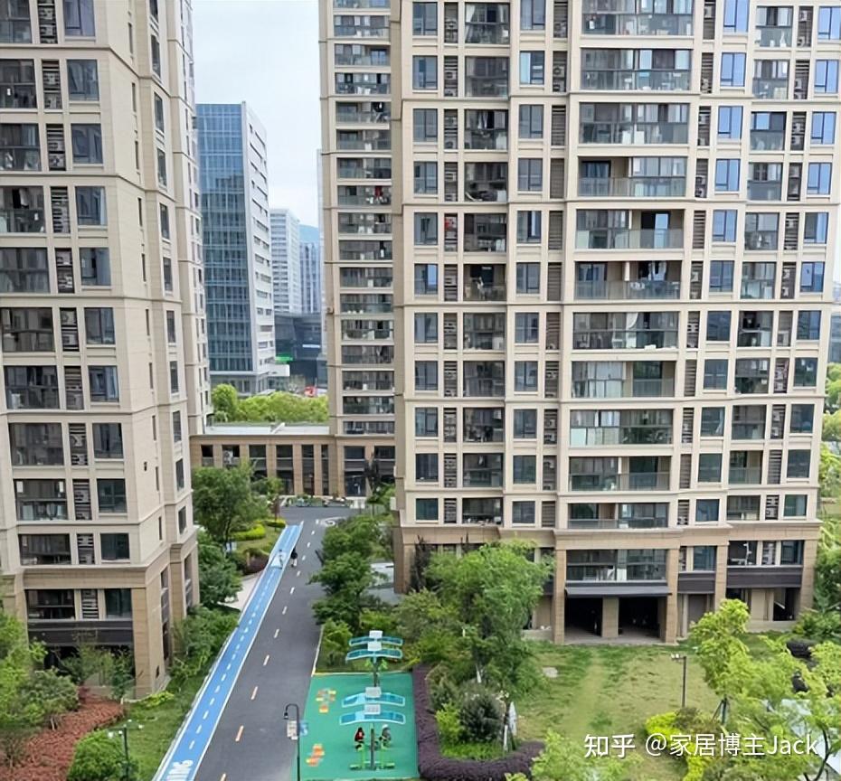 遍地回迁房，却没人敢买，这是为什么呢？专家说出了原因 - 知乎