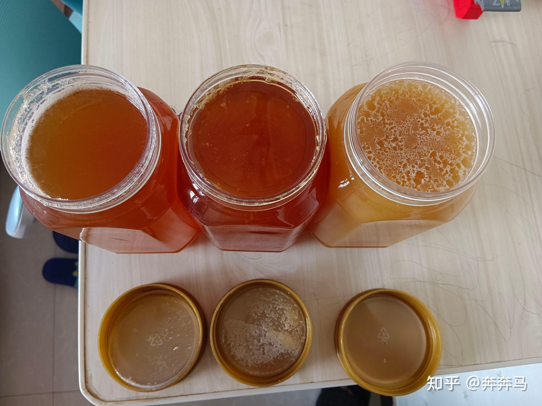 蜂蜜放时间长了有结晶还能吃吗有毒吗(蜂蜜放时间久了出现结晶还能使用吗)