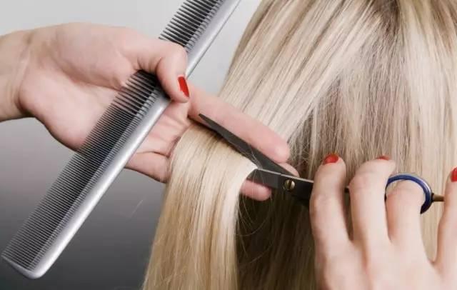 头发又被剪毁了教你12个头发快速生长的小妙招再也不怕理发了