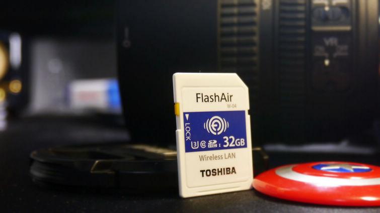 TOSHIBA Flash Air 32GB 東芝 Wi-Fi-