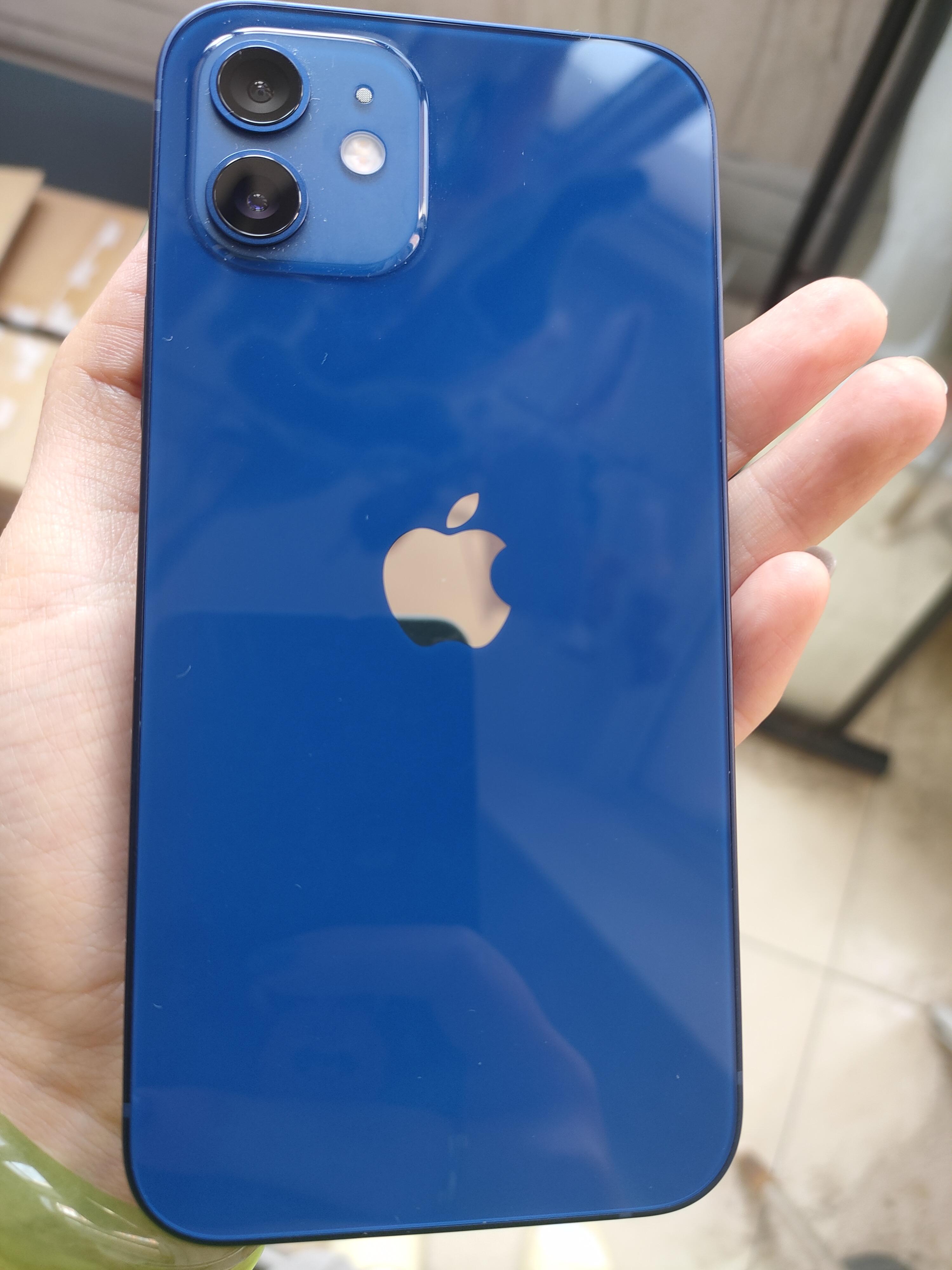 iphone12蓝色版被吐槽太丑有觉得好看的吗