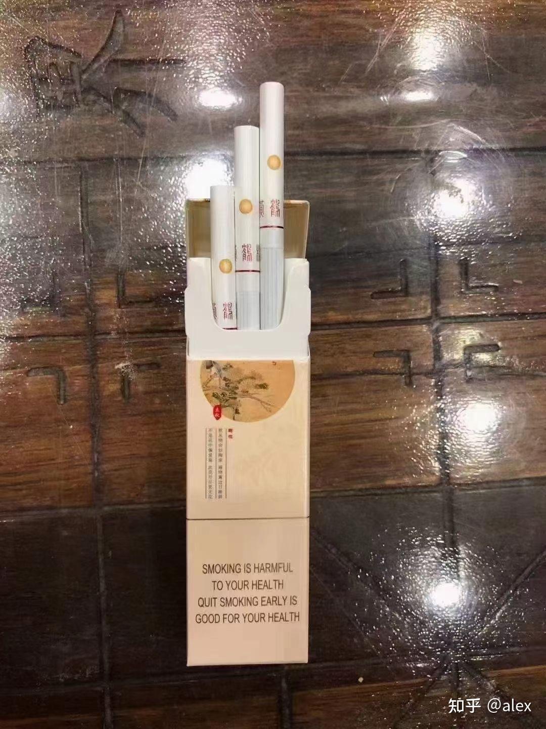 黄鹤楼正方形包装香烟图片