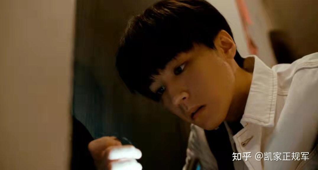 王俊凯新剧重生之门高能不断这些细节你发现了没
