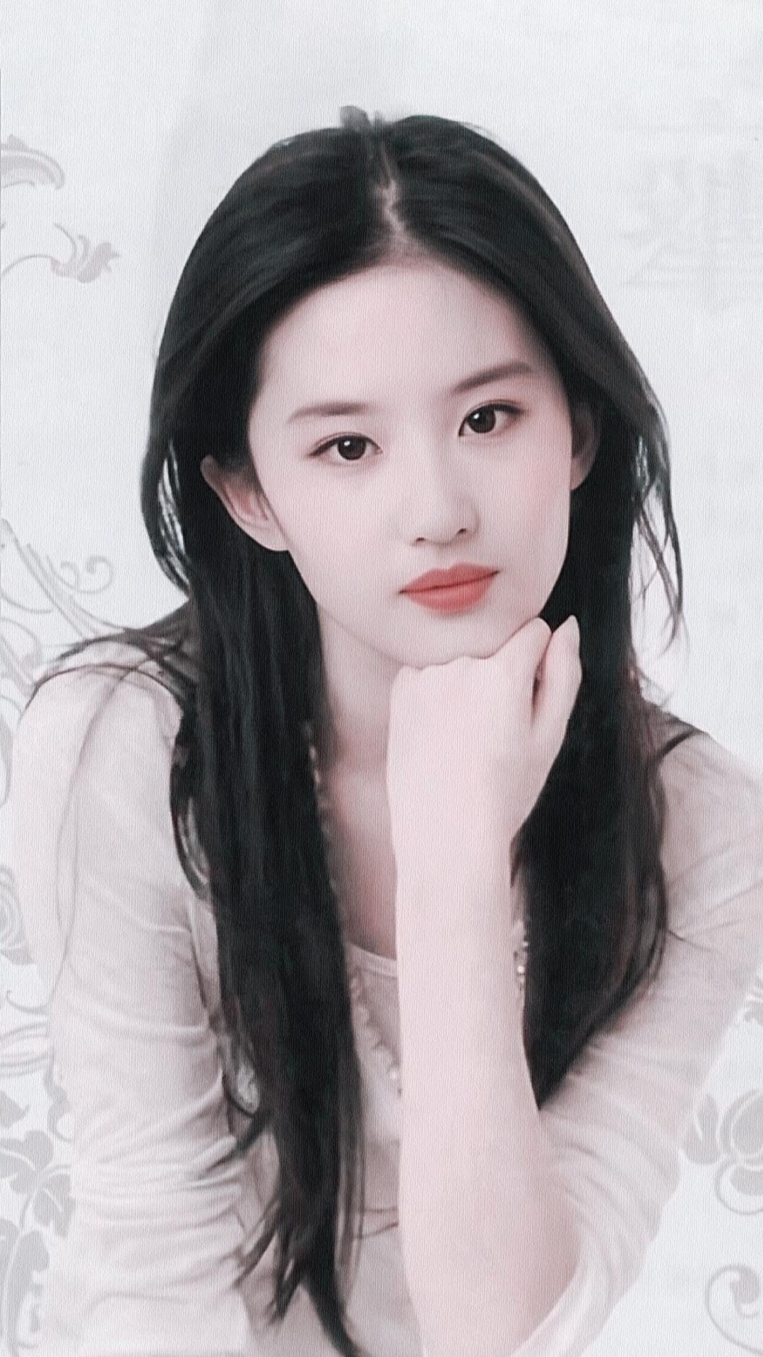 有没有刘亦菲的很少女的照片呀,适合当头像的?