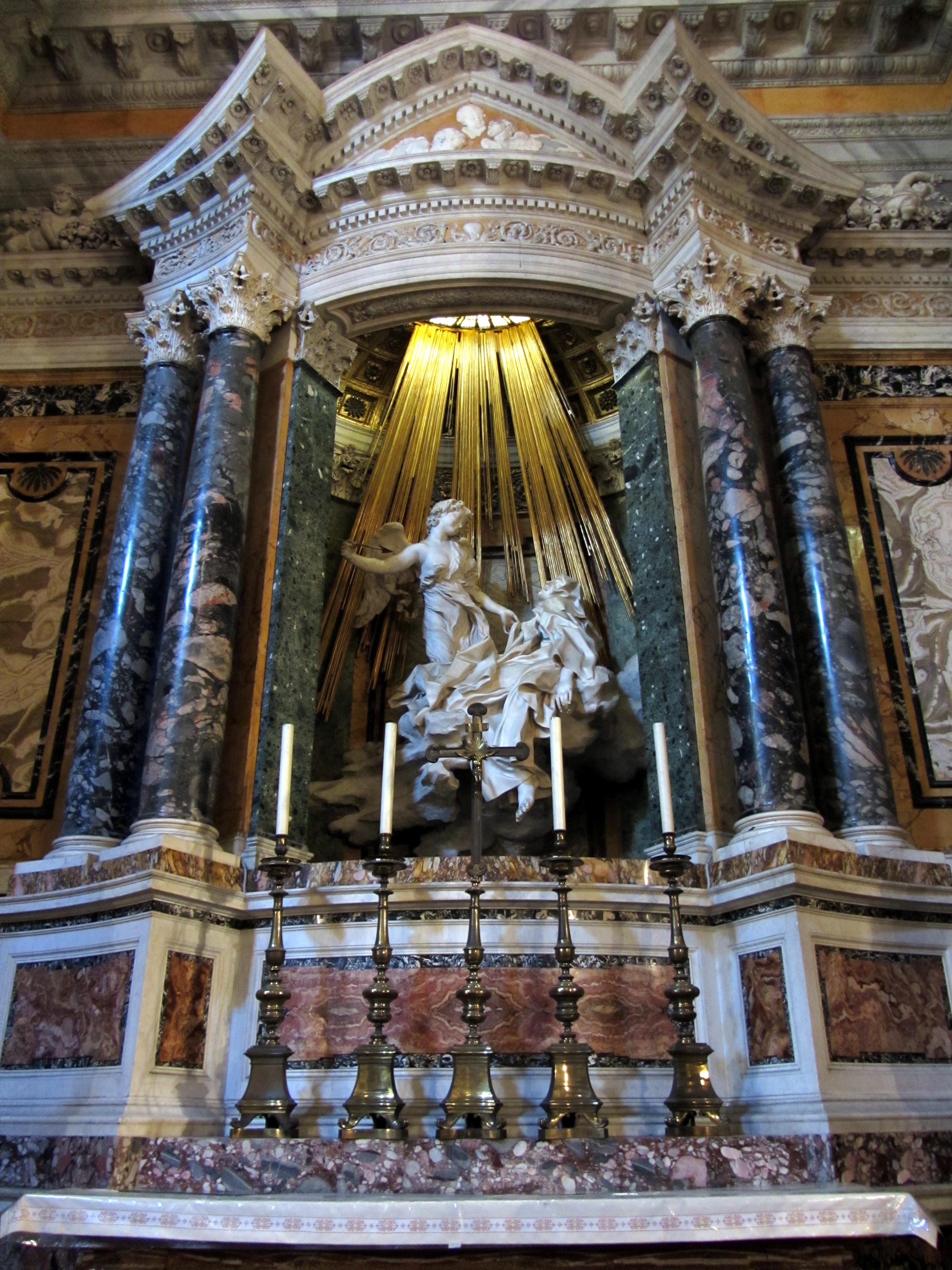 在雕塑作品圣特雷莎的狂喜中,贝尼尼想表达什么? - 知乎