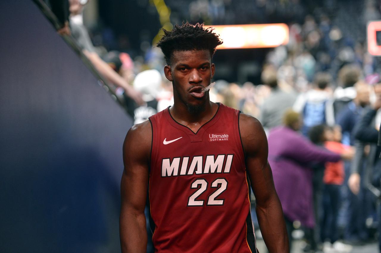 斯波巴特勒脚踝扭伤目前暂不清楚具体程度