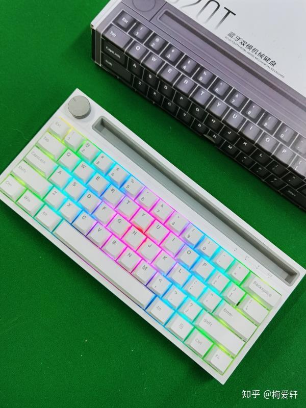 出行少不了的机械小键盘黑爵k620t