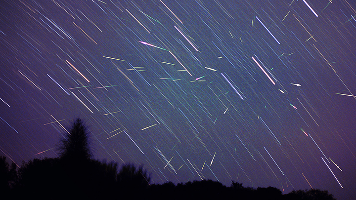 夜晚别错过!“狮子座”等四场流星雨将一齐亮相,还有极光等着你 - 知乎
