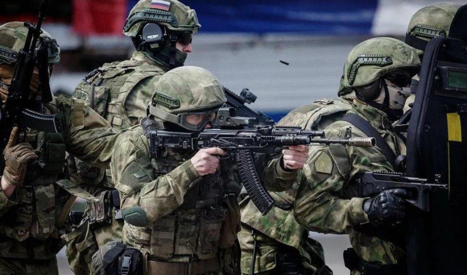 现今,阿尔法部队的规模维持在700人左右,其中就包括若干小分谴队,以及