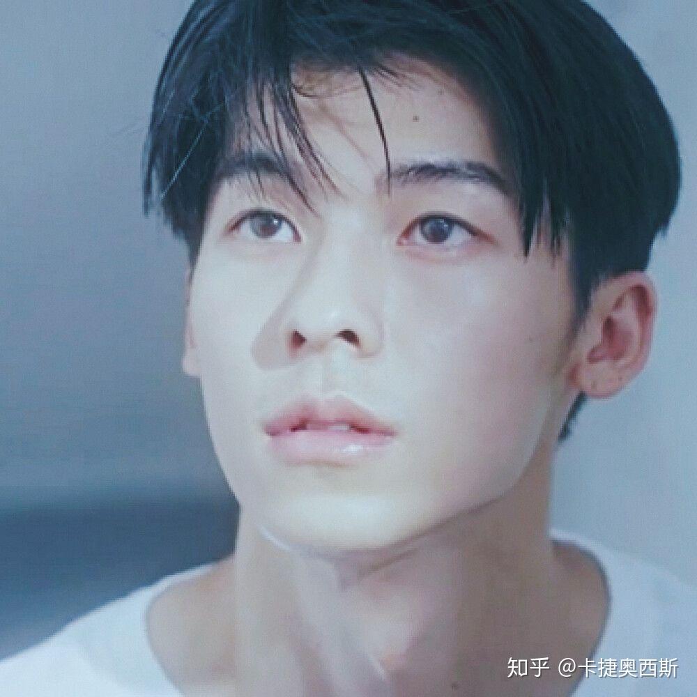 这世上有厚嘴唇还帅的男生吗