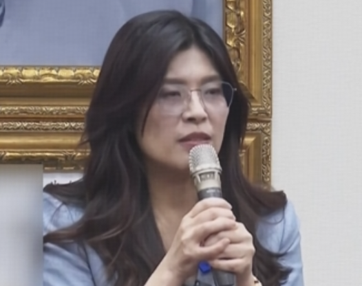 郑丽文率中国国民党访问团于4 月 7 日至 12 日到江苏、上海、北京参观访问，有哪些信息值得关注？