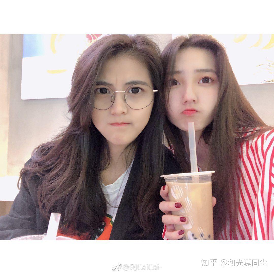 阿caicai跟可乐是怎么认识的? - 知乎