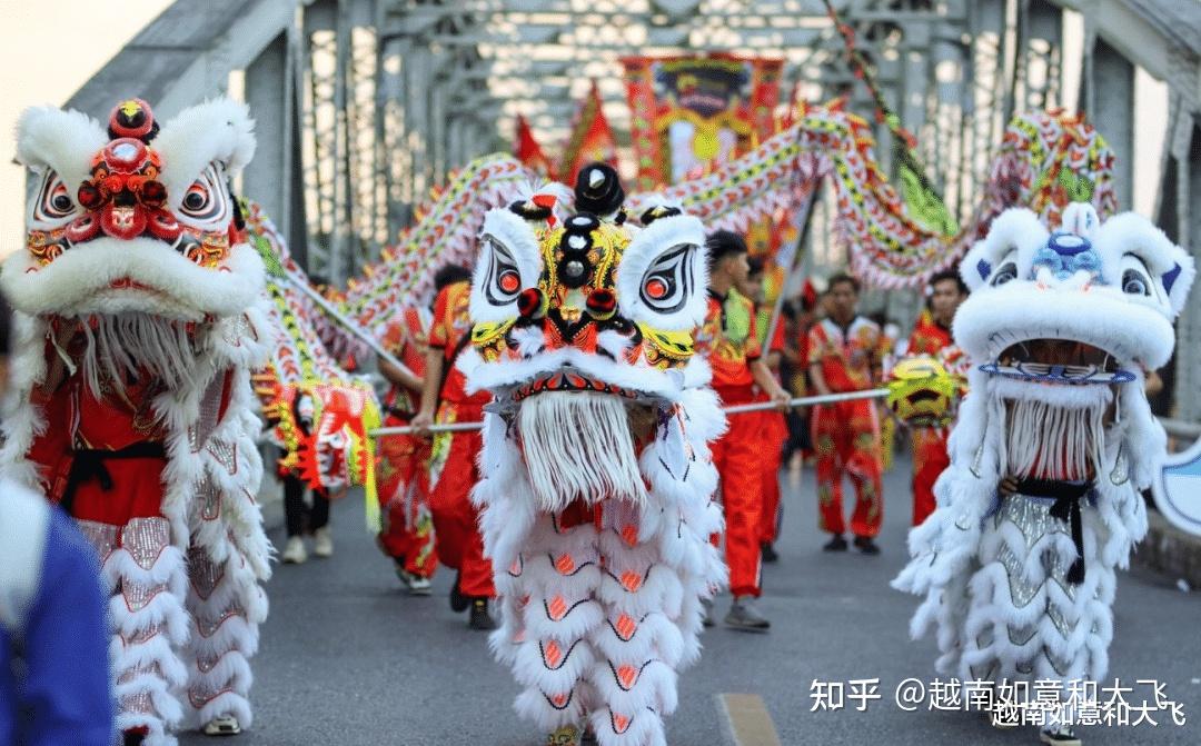 越南中秋游街活动,舞龙、舞狮、秀灯笼,节日氛围已拉满! - 知乎
